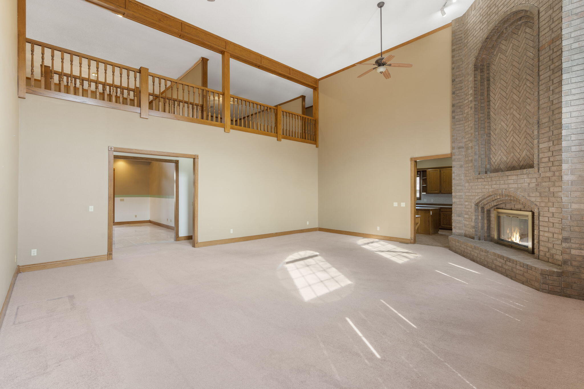 1013 Silvercrest Place Property Photo 4