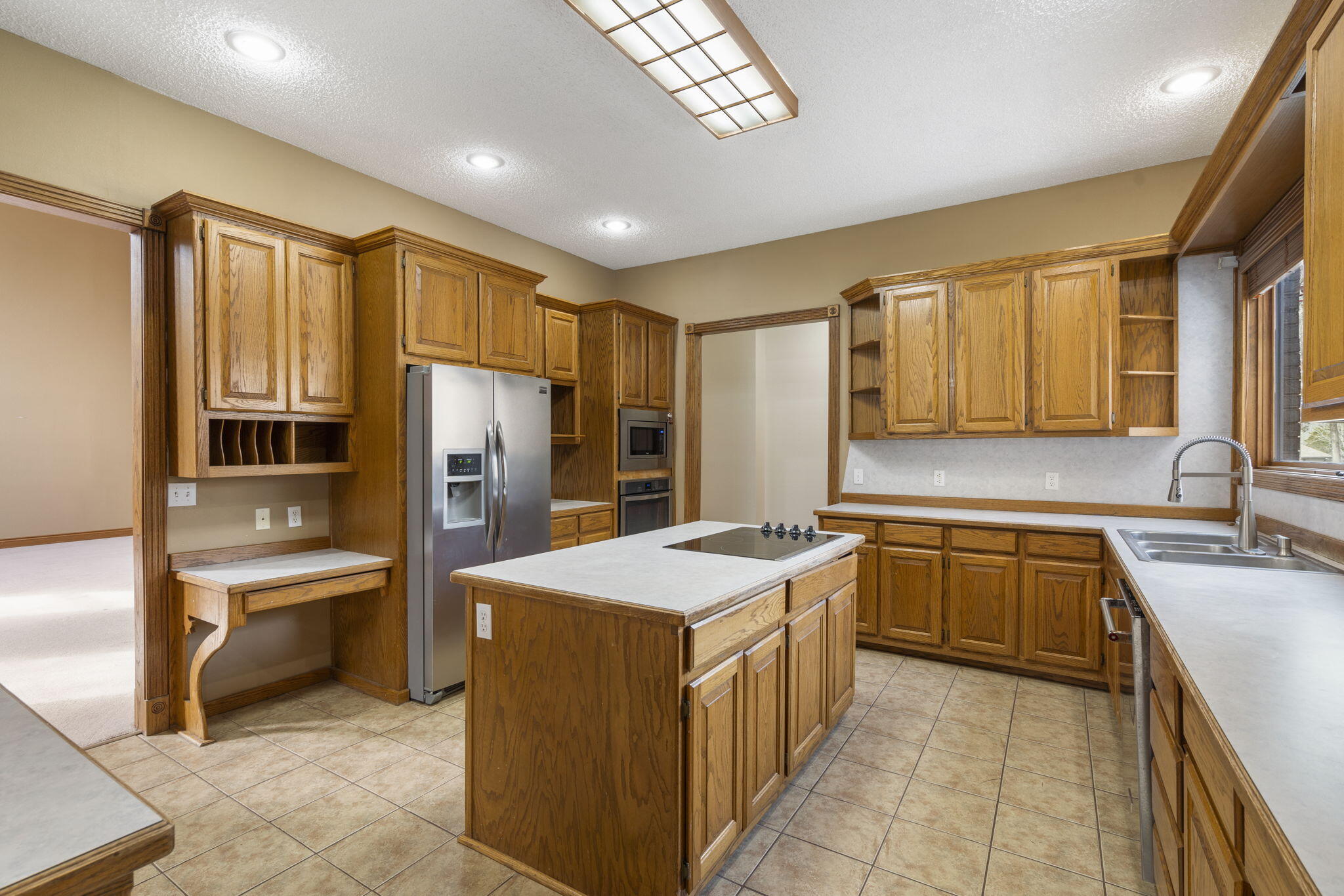 1013 Silvercrest Place Property Photo 11