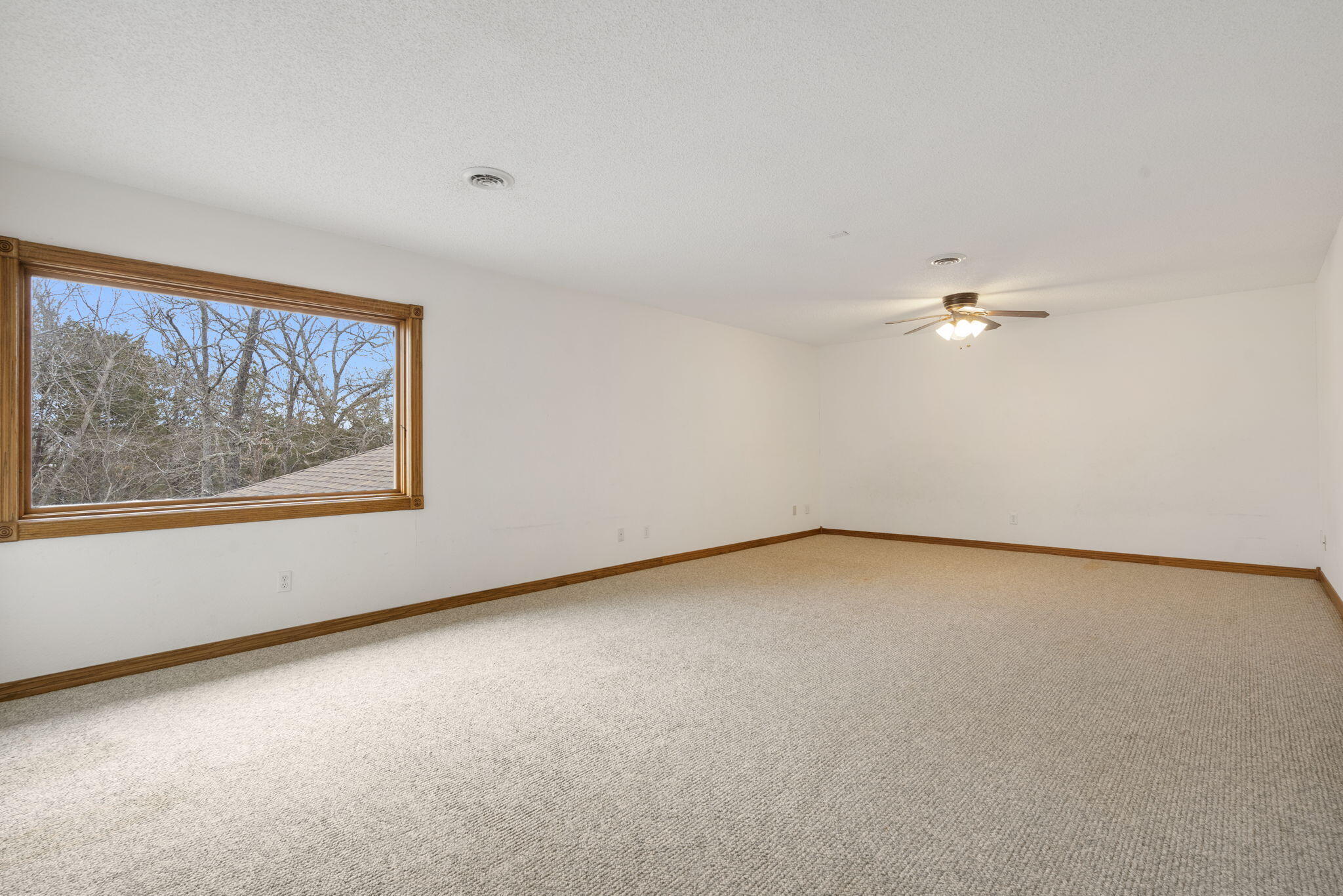 1013 Silvercrest Place Property Photo 30