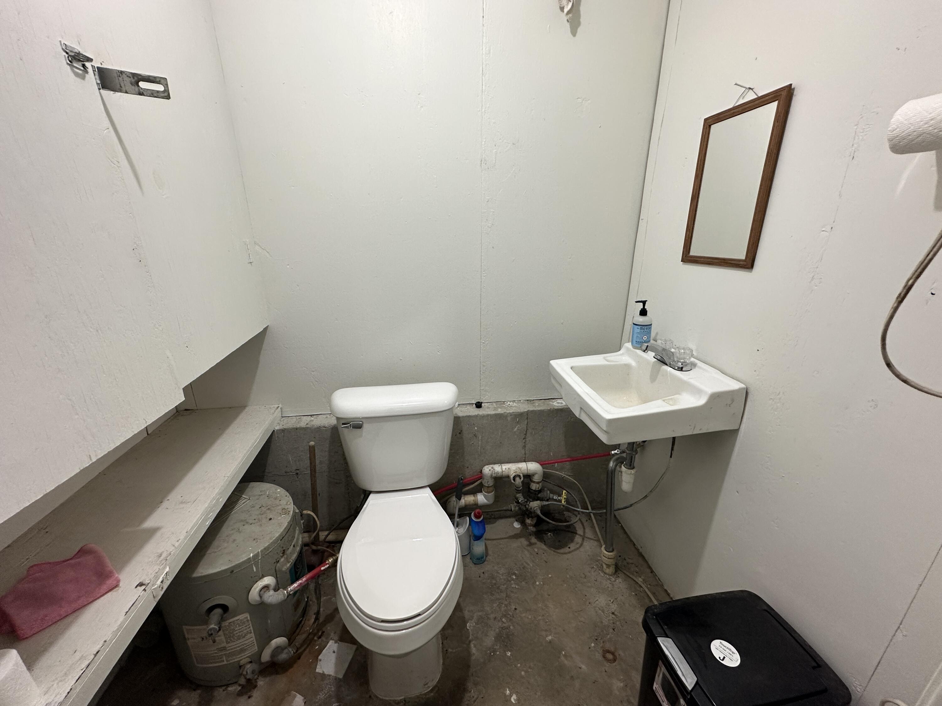 103 West 16th Street Property Photo 16