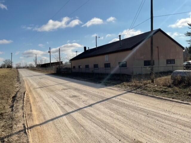 2066 Highway 5 North Property Photo 4