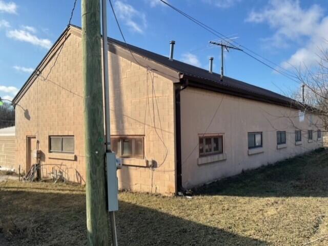 2066 Highway 5 North Property Photo 5