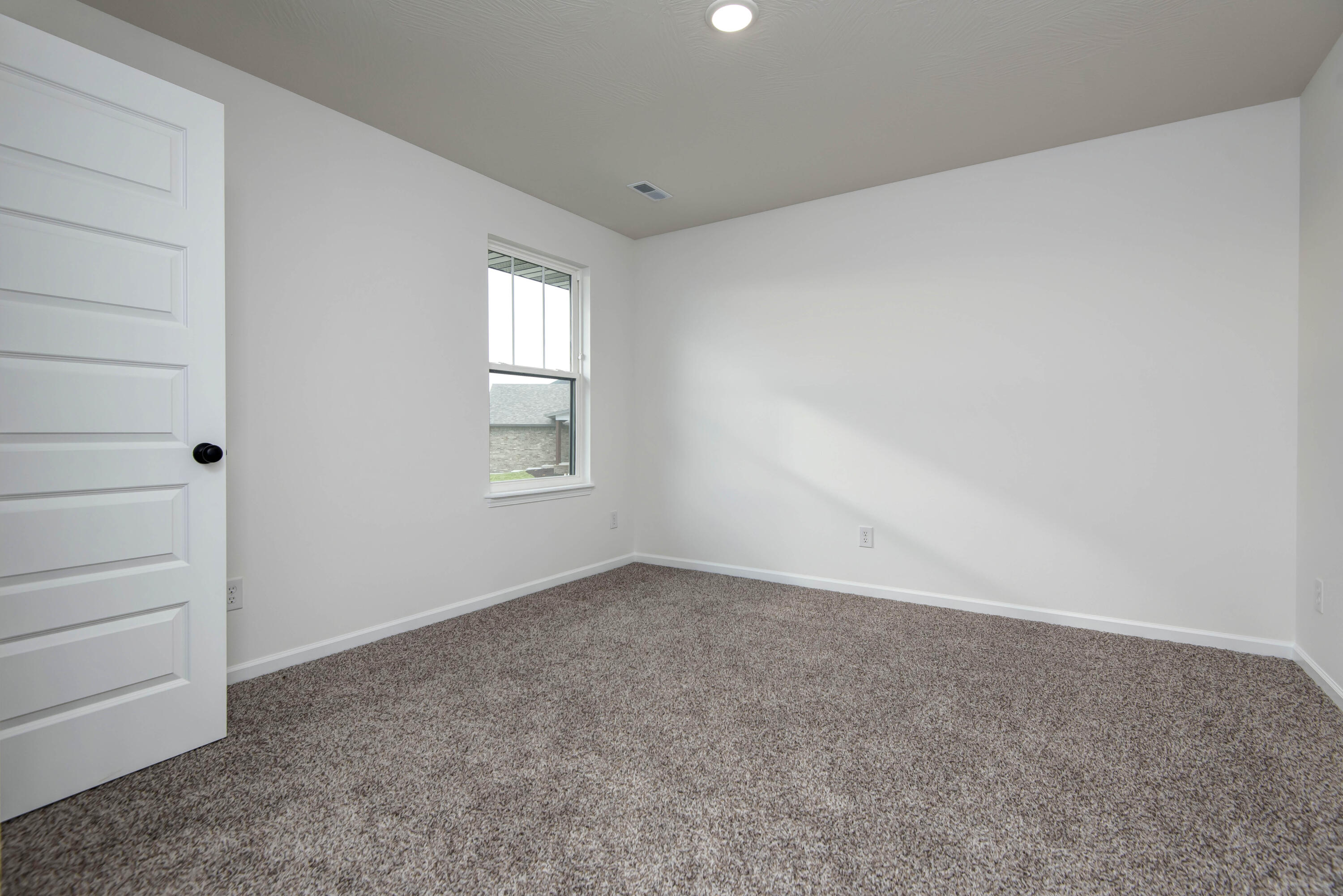 898 East Virginia Lane Property Photo 17
