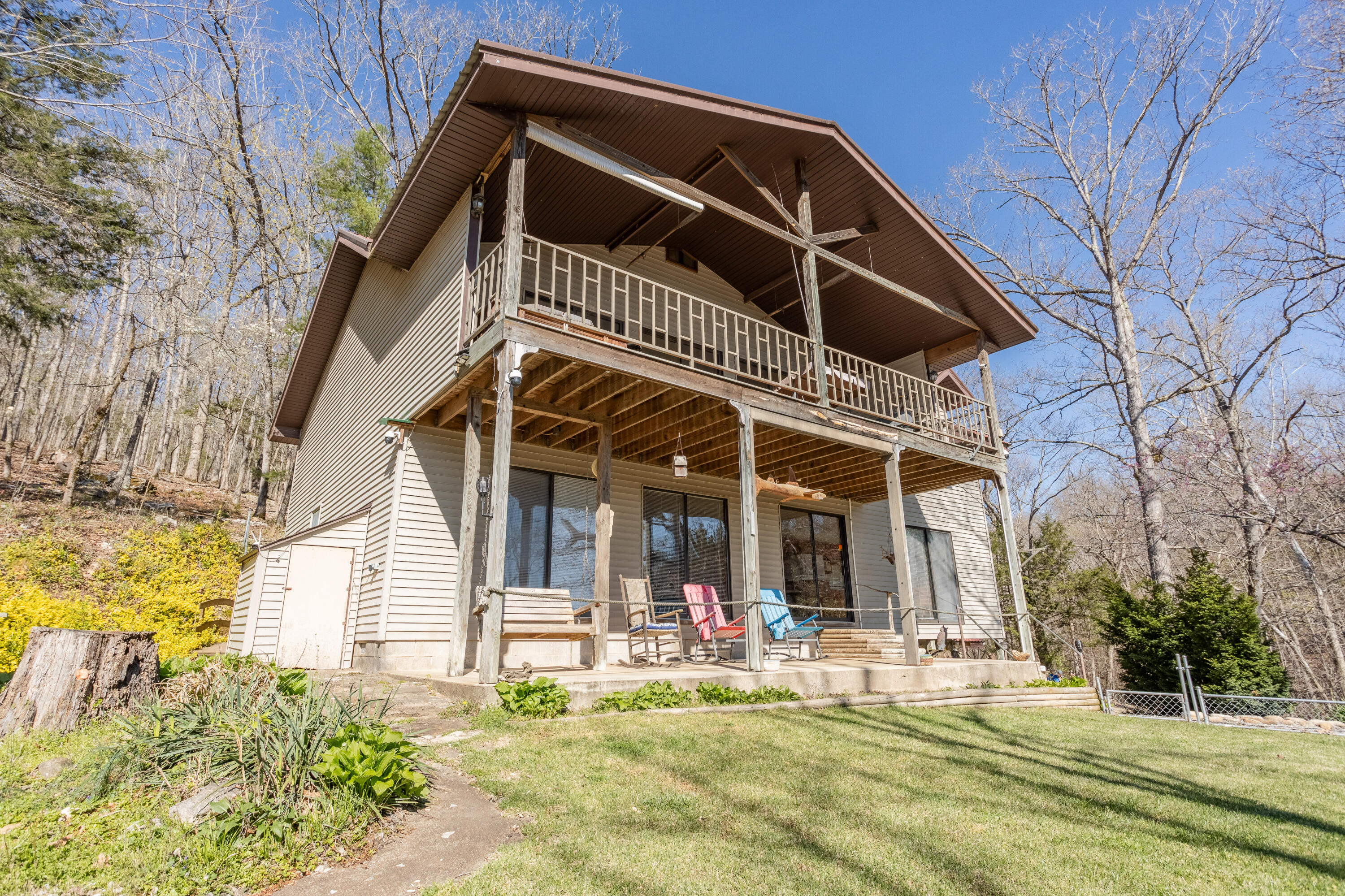 948 County Road 318 Property Photo 6