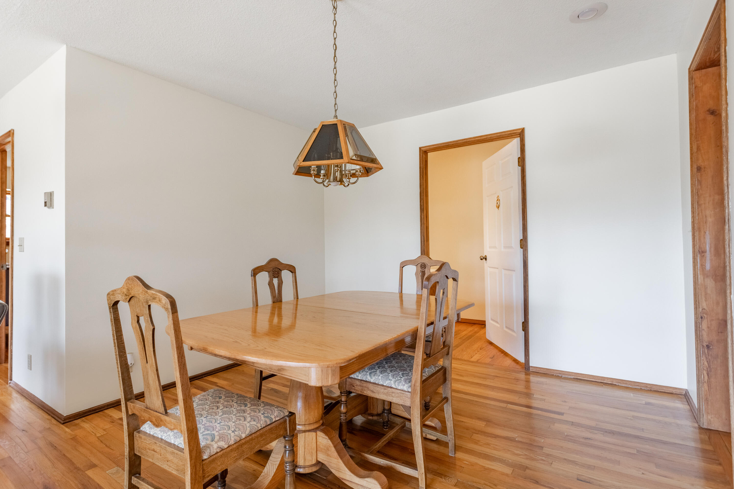 948 County Road 318 Property Photo 16