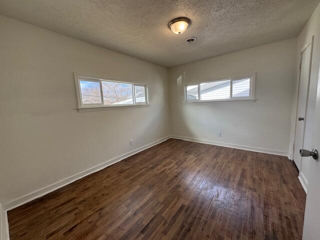 722 North Warren Avenue Property Photo 9