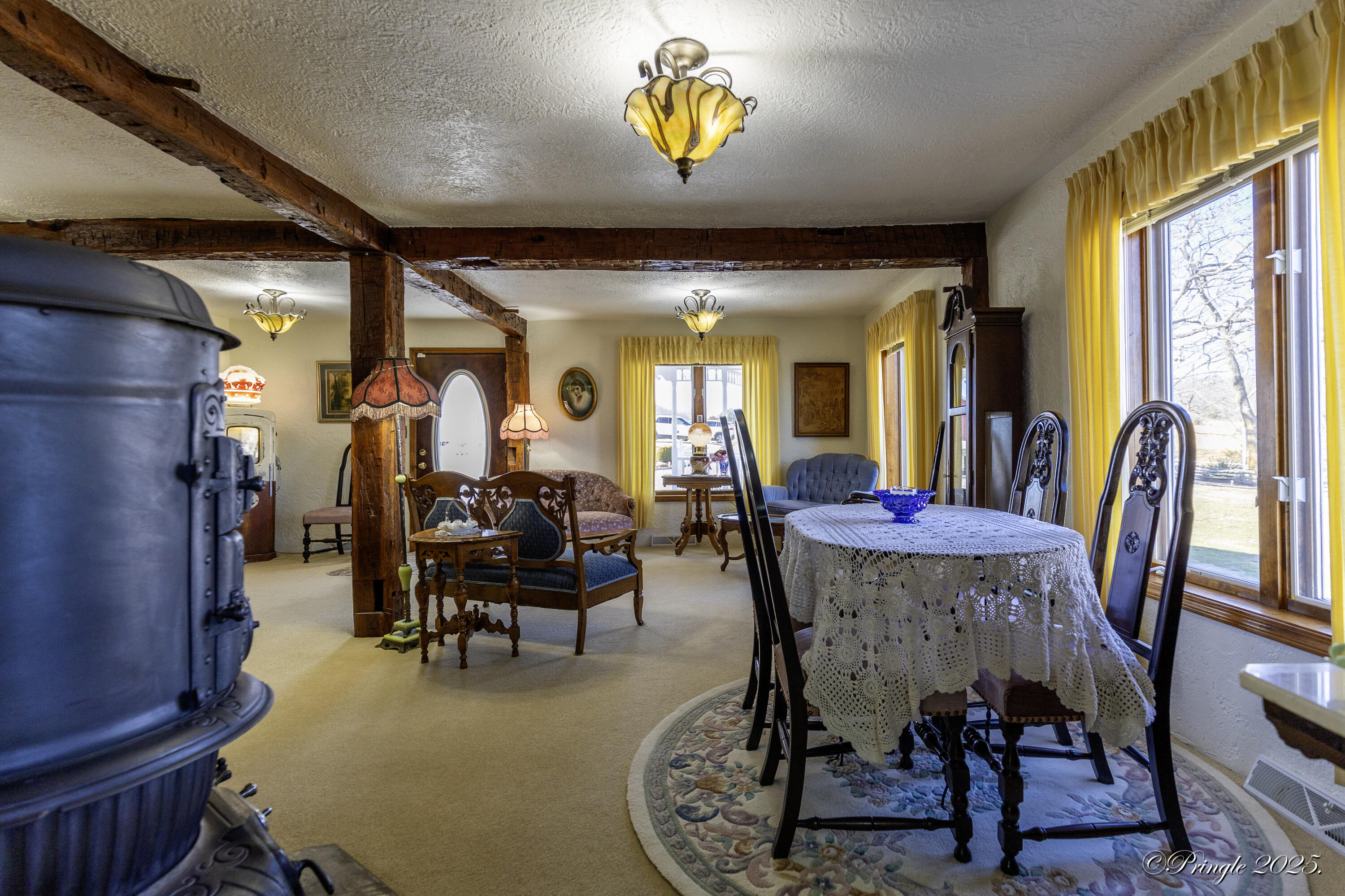 4298 Shady Grove Road Property Photo 11