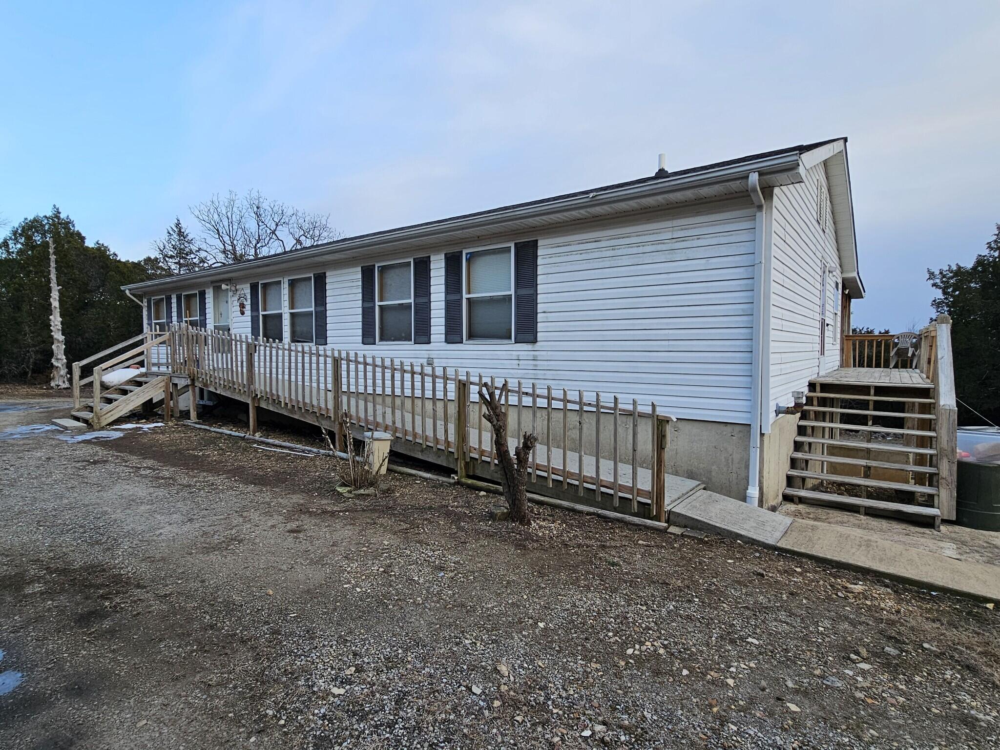979 Matherly Road Property Photo 2