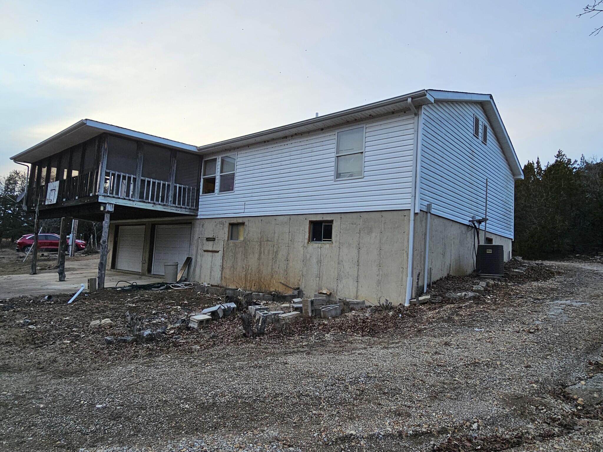 979 Matherly Road Property Photo 11