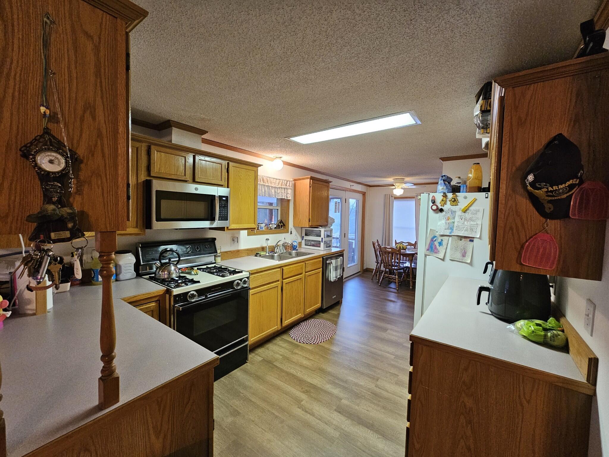 979 Matherly Road Property Photo 14