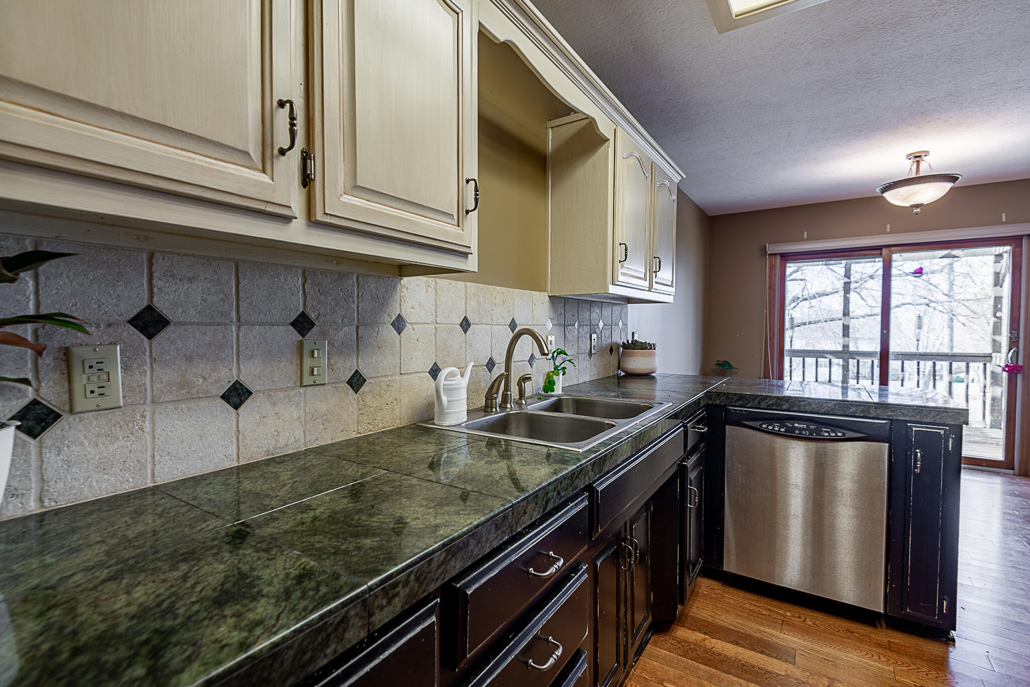 5455 South Ferguson Avenue Property Photo 12