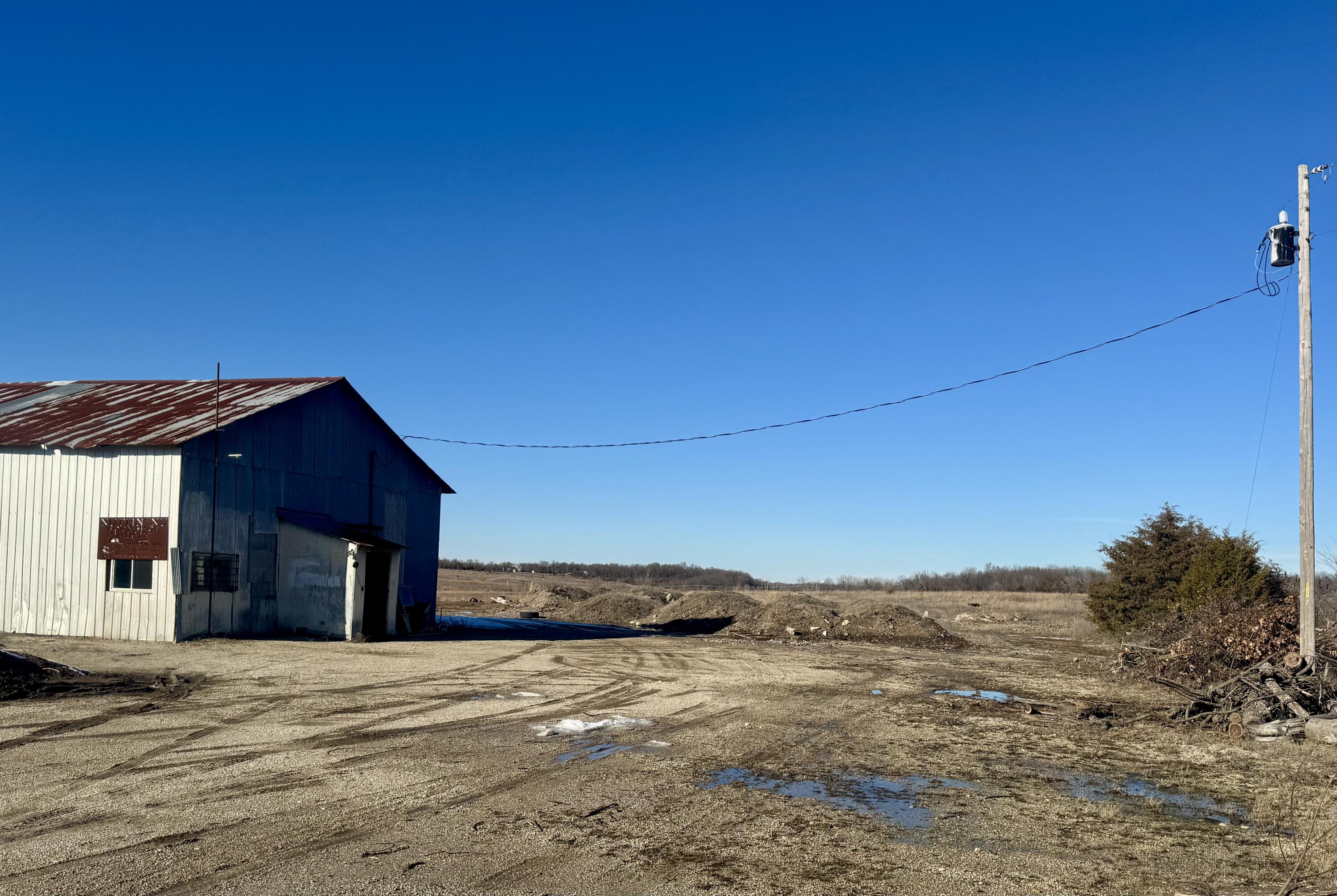 200 North Davey Street Property Photo 7
