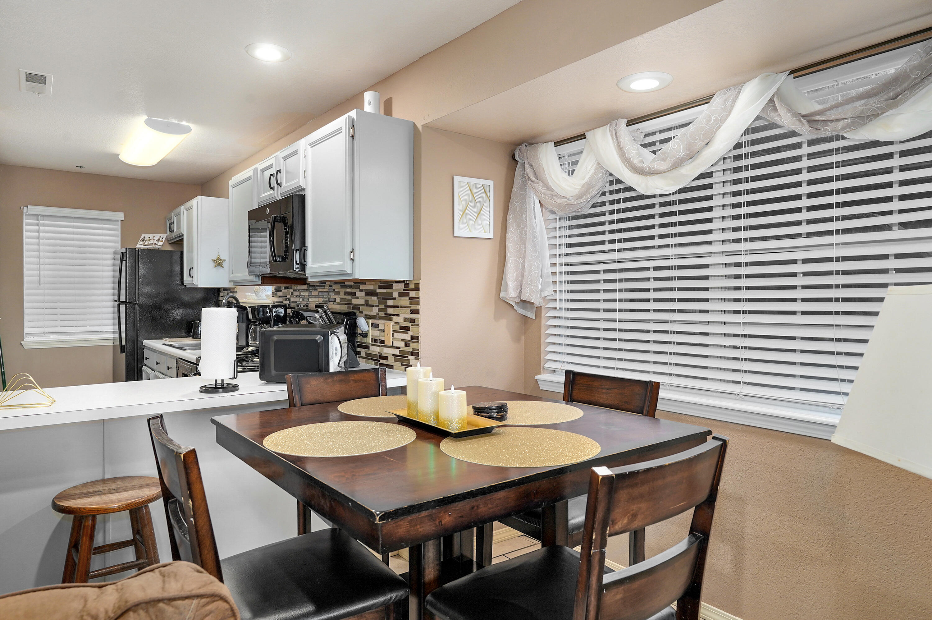 39 Lantern Bay Lane Property Photo 10