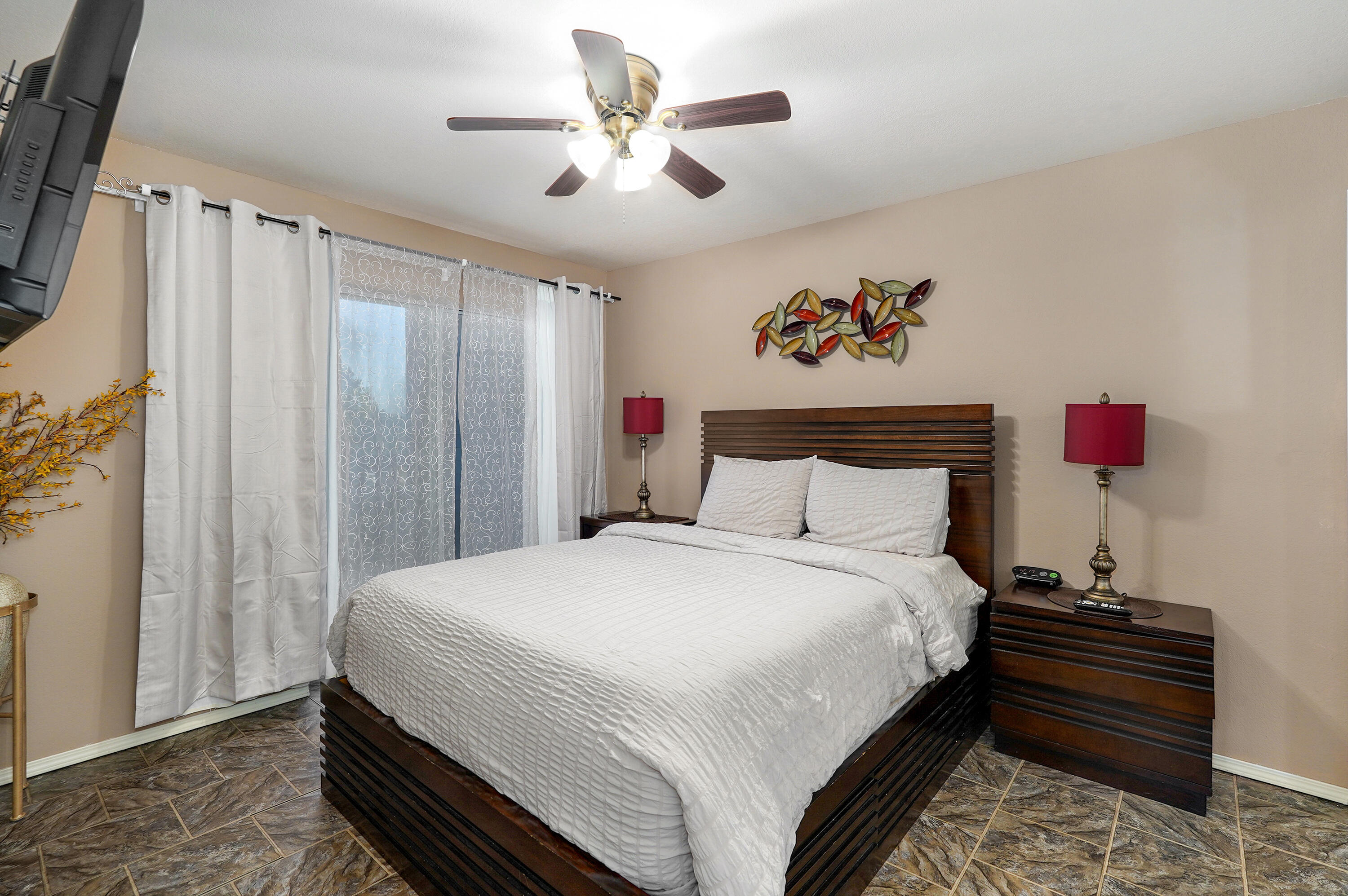 39 Lantern Bay Lane Property Photo 13