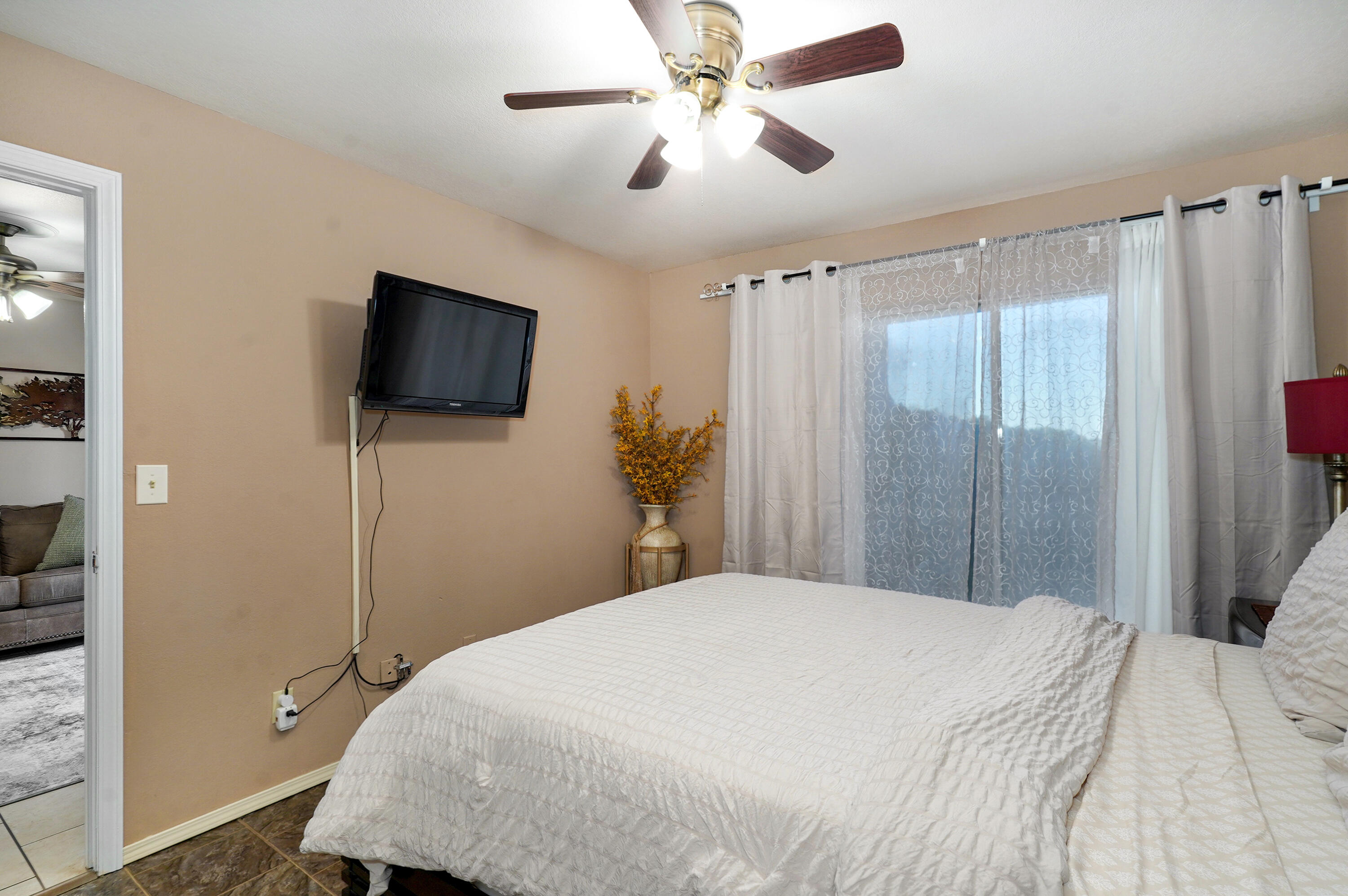 39 Lantern Bay Lane Property Photo 14