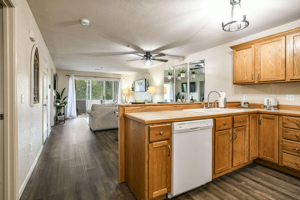 32 Golfshores Drive Property Photo 8