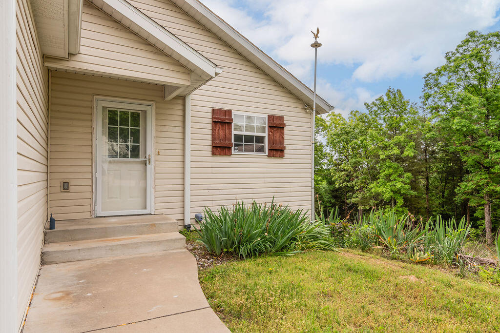 450 Eagle Drive Property Photo 3