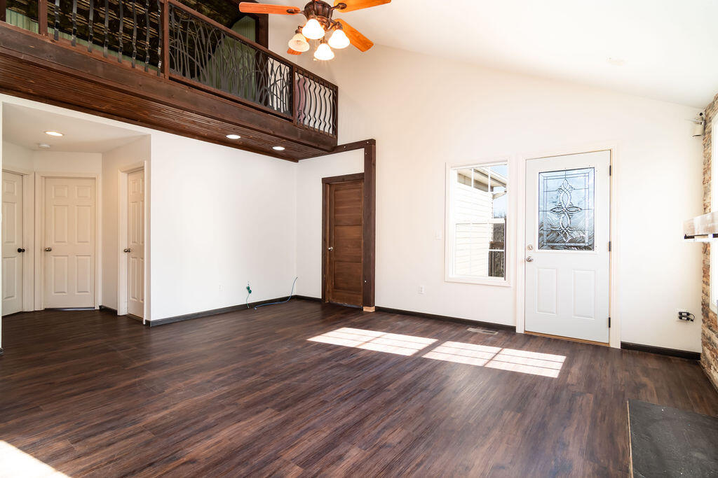 450 Eagle Drive Property Photo 9