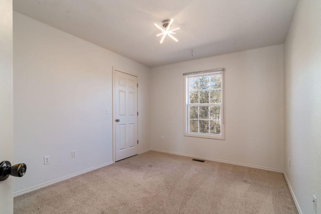 450 Eagle Drive Property Photo 23