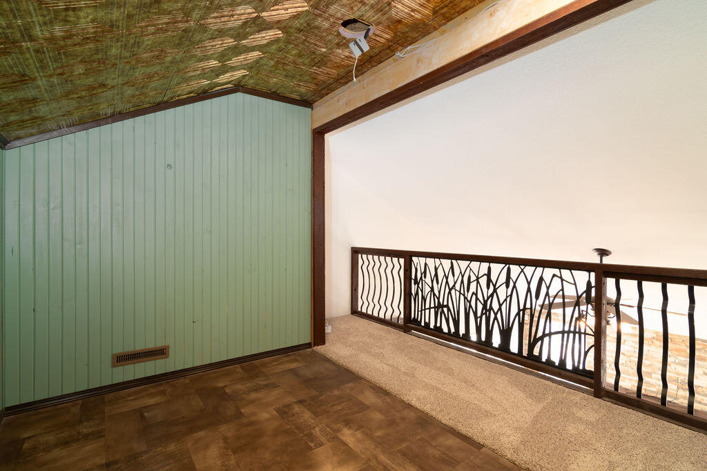 450 Eagle Drive Property Photo 28