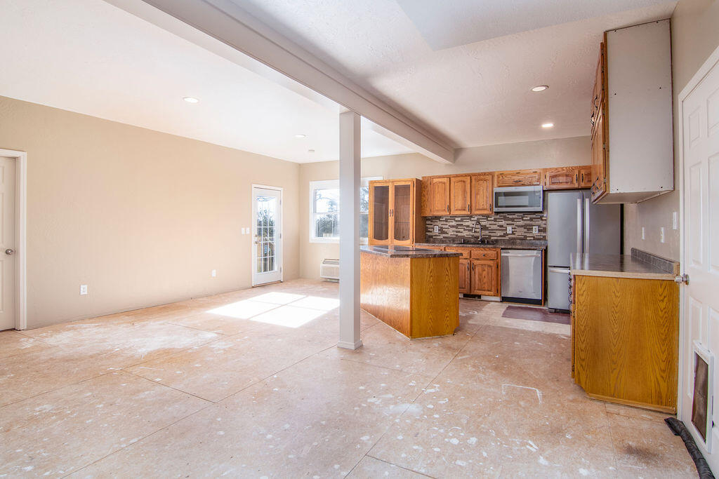 450 Eagle Drive Property Photo 34