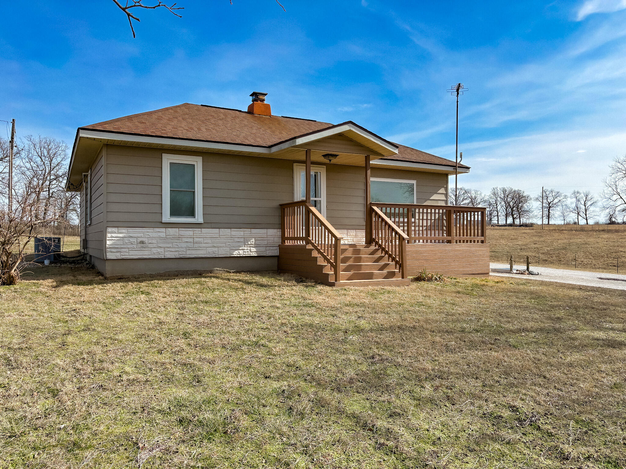 15481 Heron Drive Property Photo 2