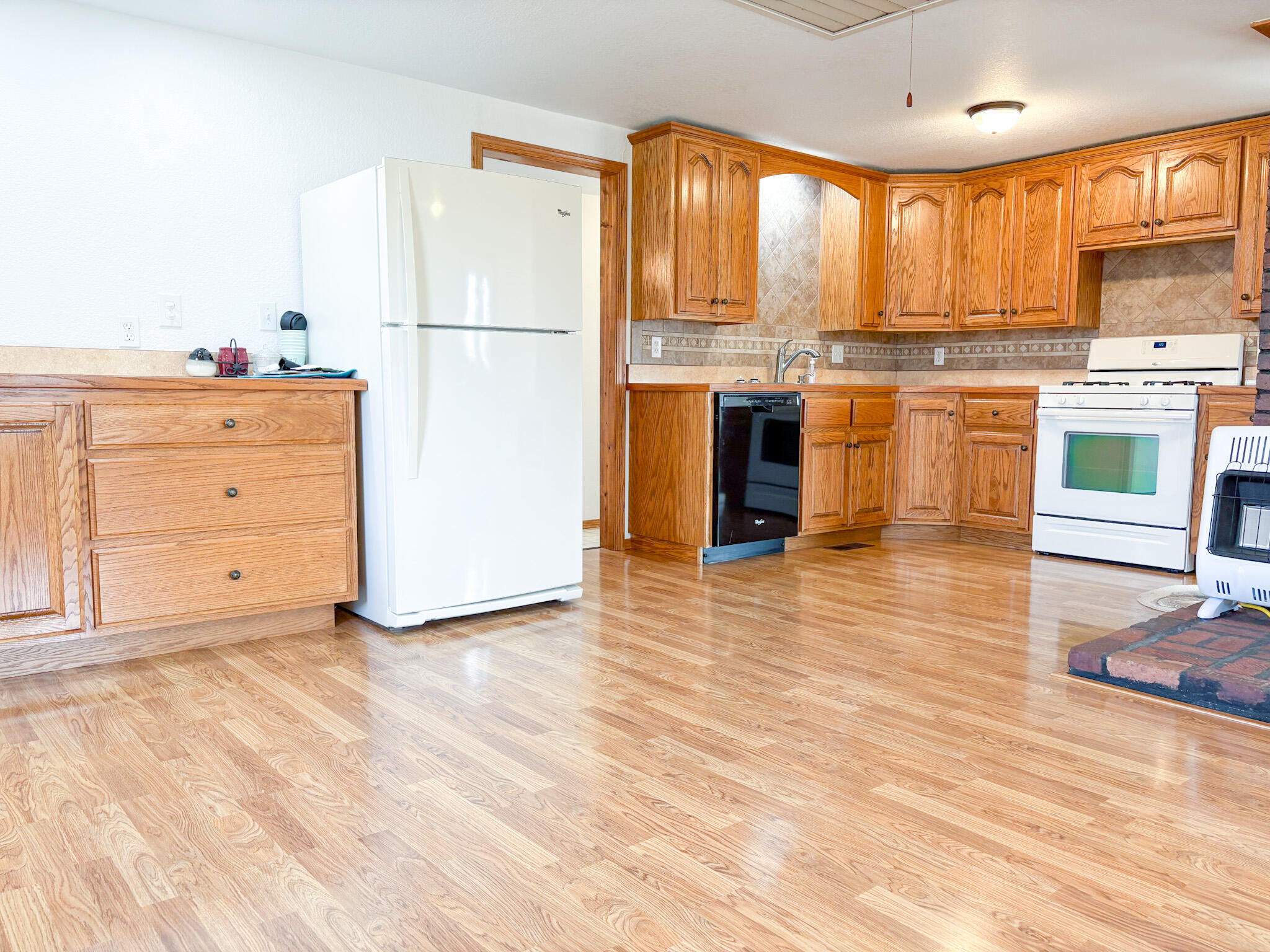 15481 Heron Drive Property Photo 3