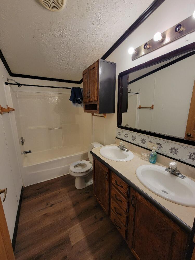 8741 County Road 7110 Property Photo 22