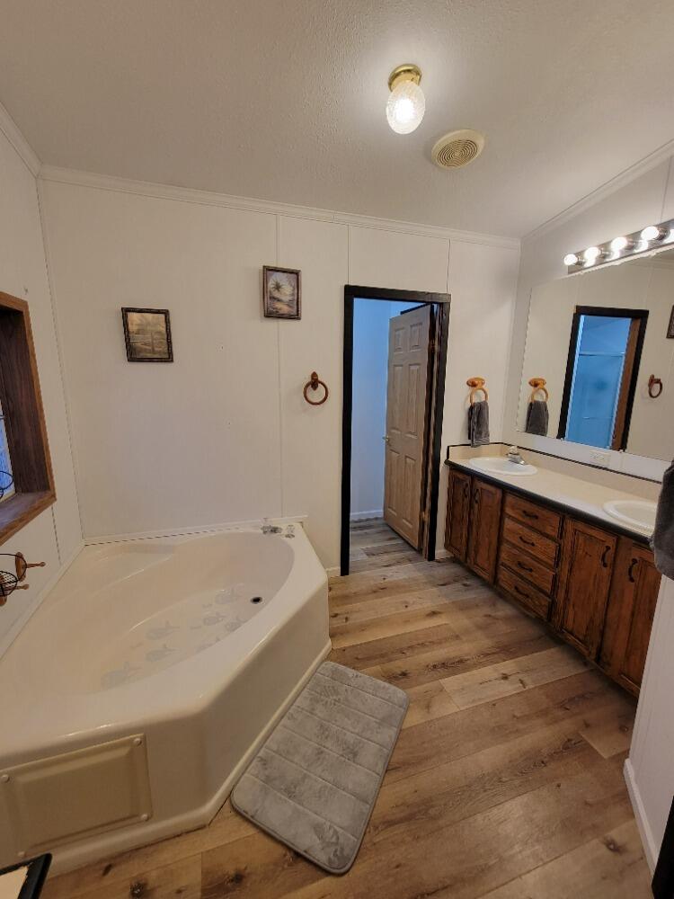 8741 County Road 7110 Property Photo 26