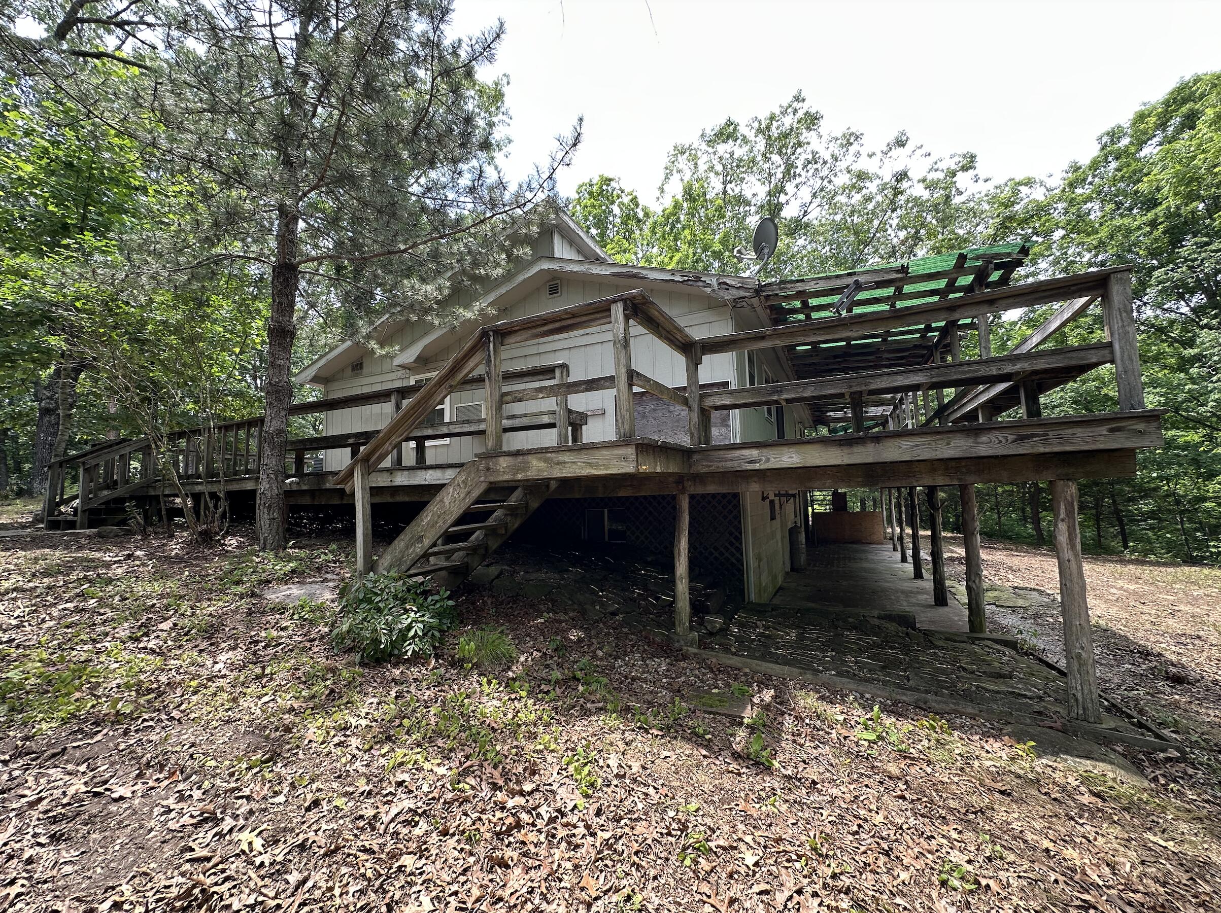 406 Red Bridge Road Property Photo 3