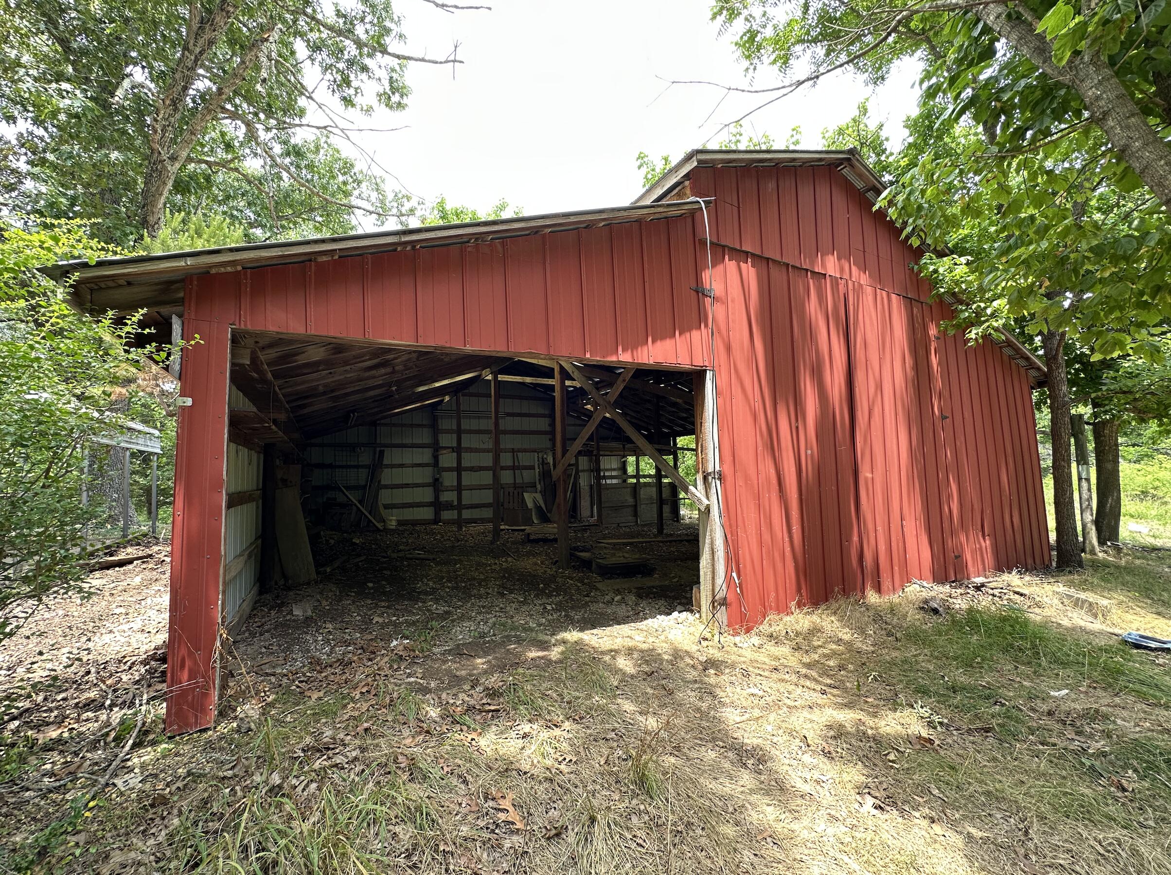 406 Red Bridge Road Property Photo 5