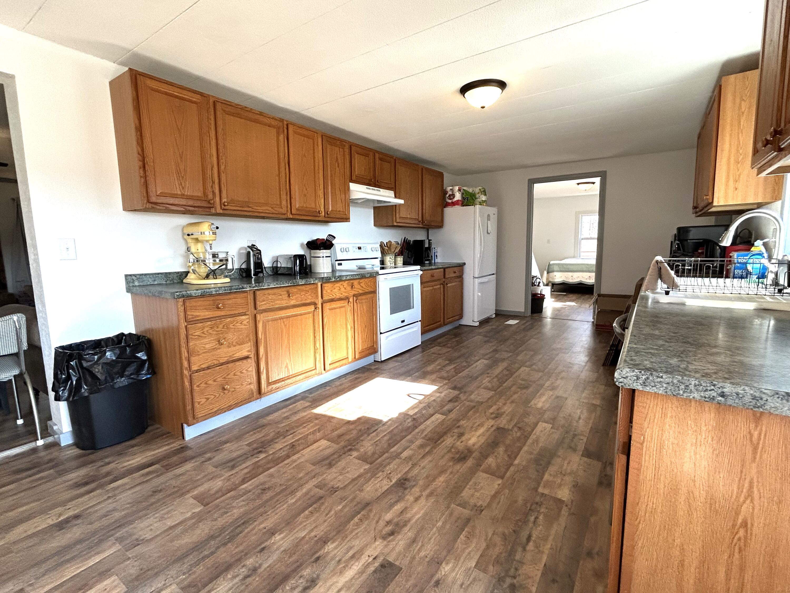 1522 County Road 404 Property Photo 10
