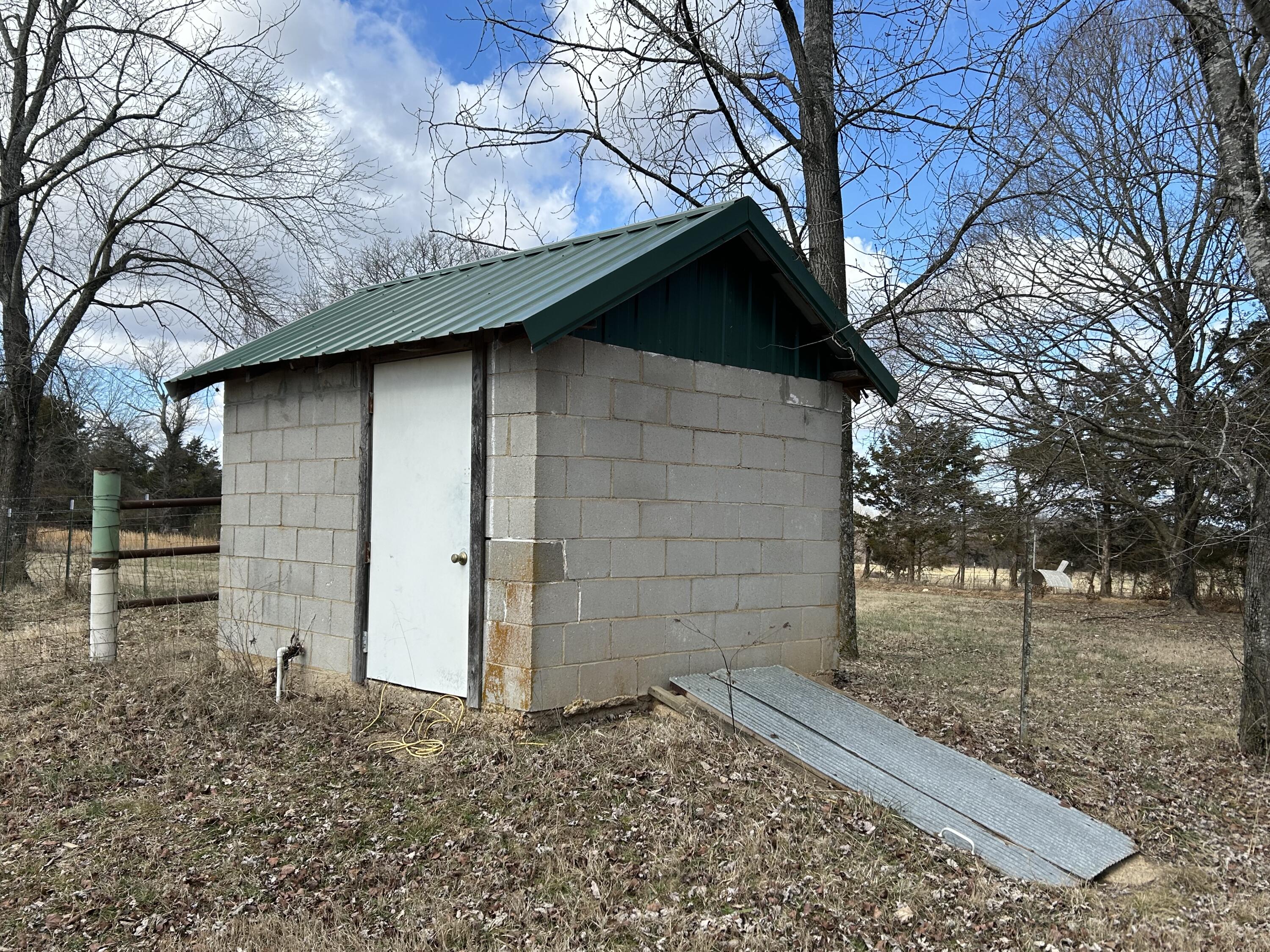 1522 County Road 404 Property Photo 43