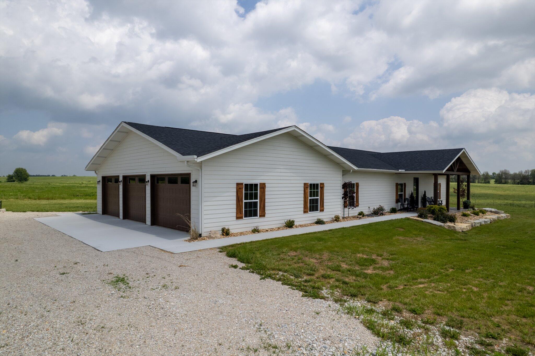 10263 State Hwy 14 W Property Photo 12