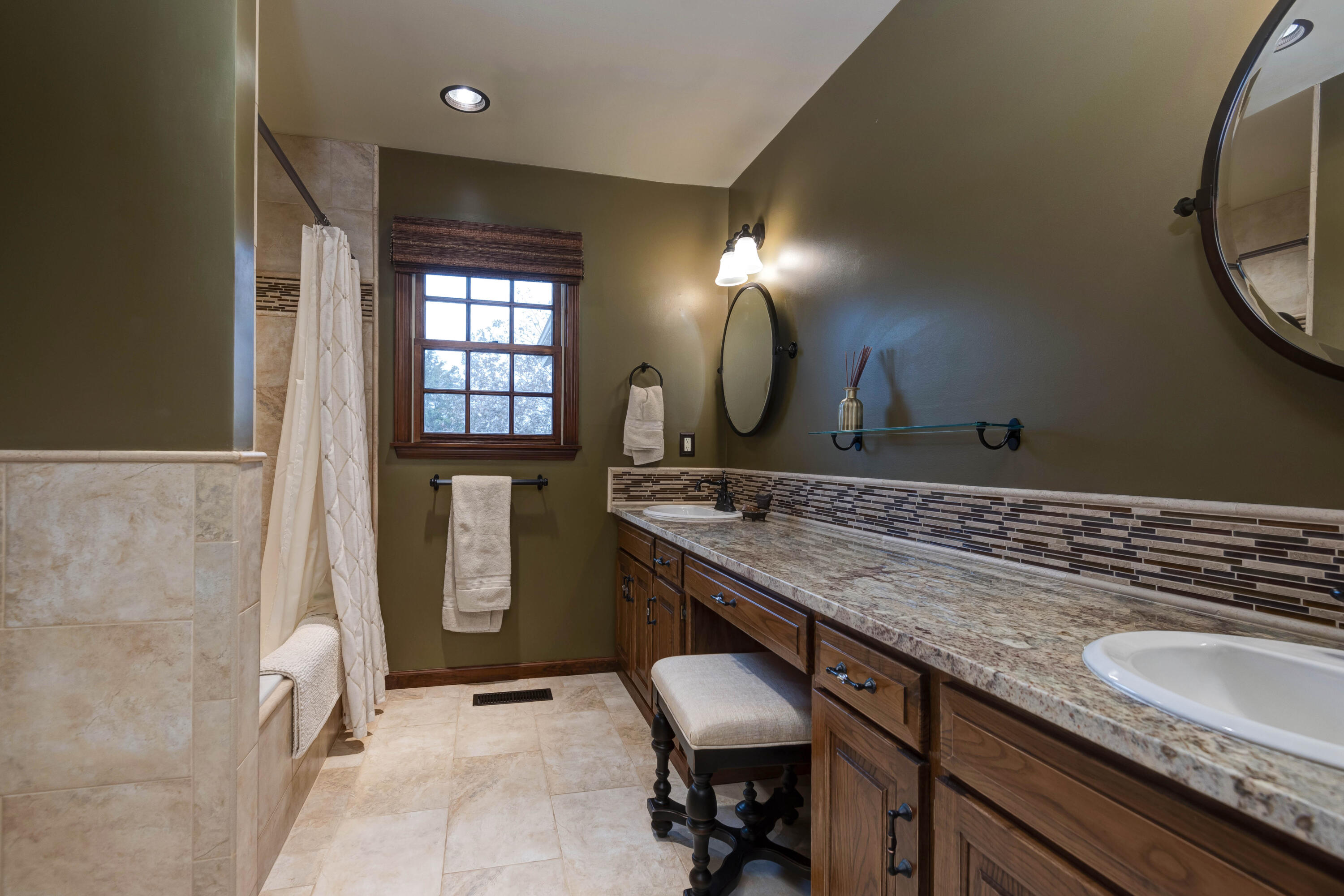 256 Century Farm Road Property Photo 27