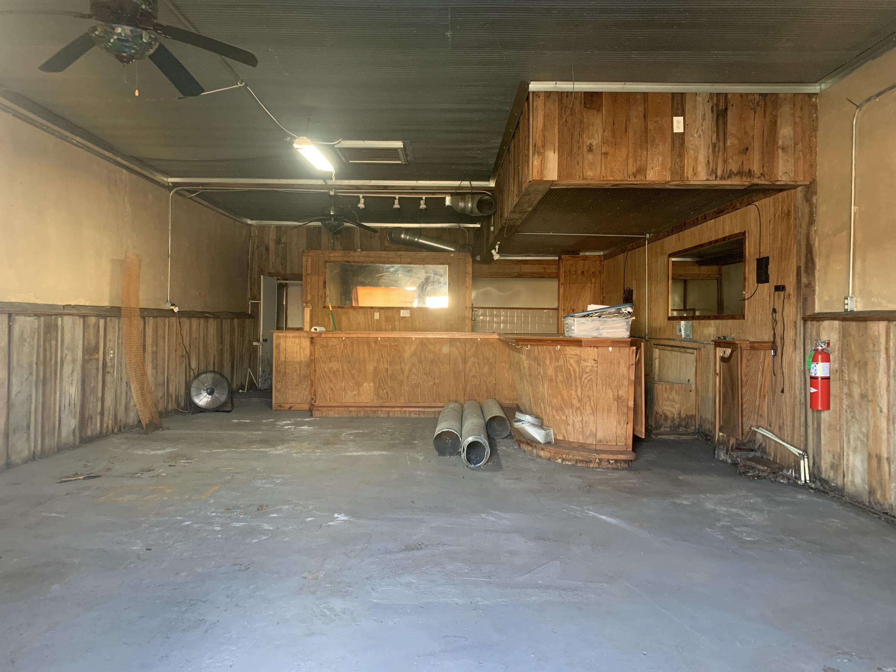 205 Front Street Property Photo 3