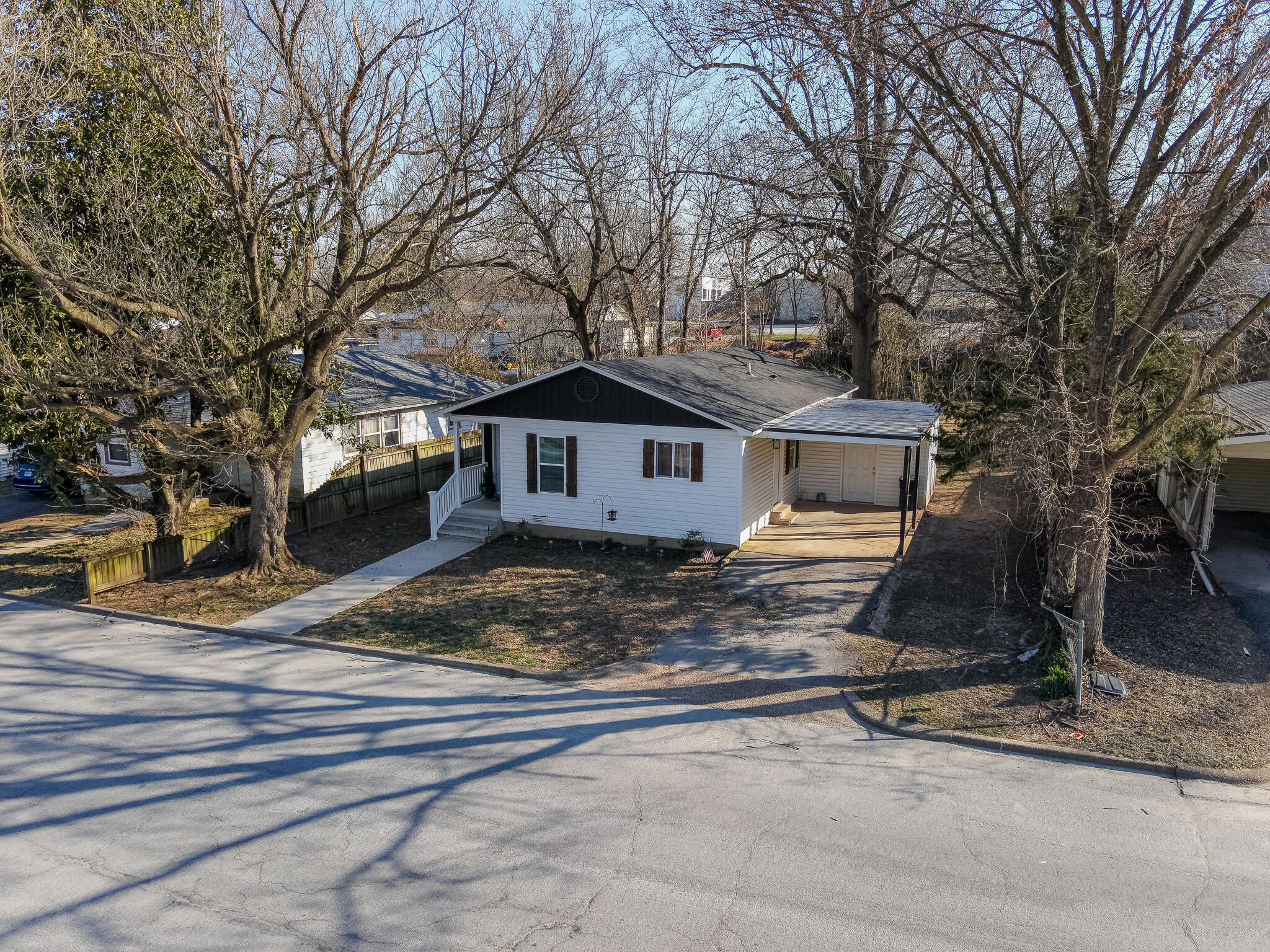 1052 6th Street Property Photo 20
