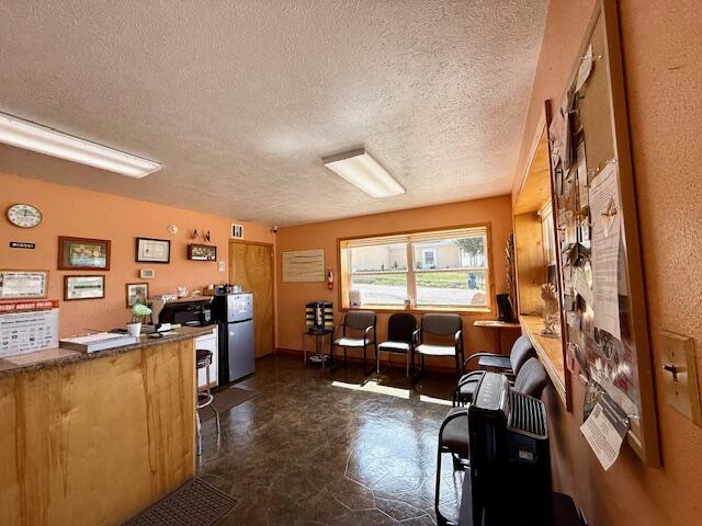 301 Elm Street Property Photo 3