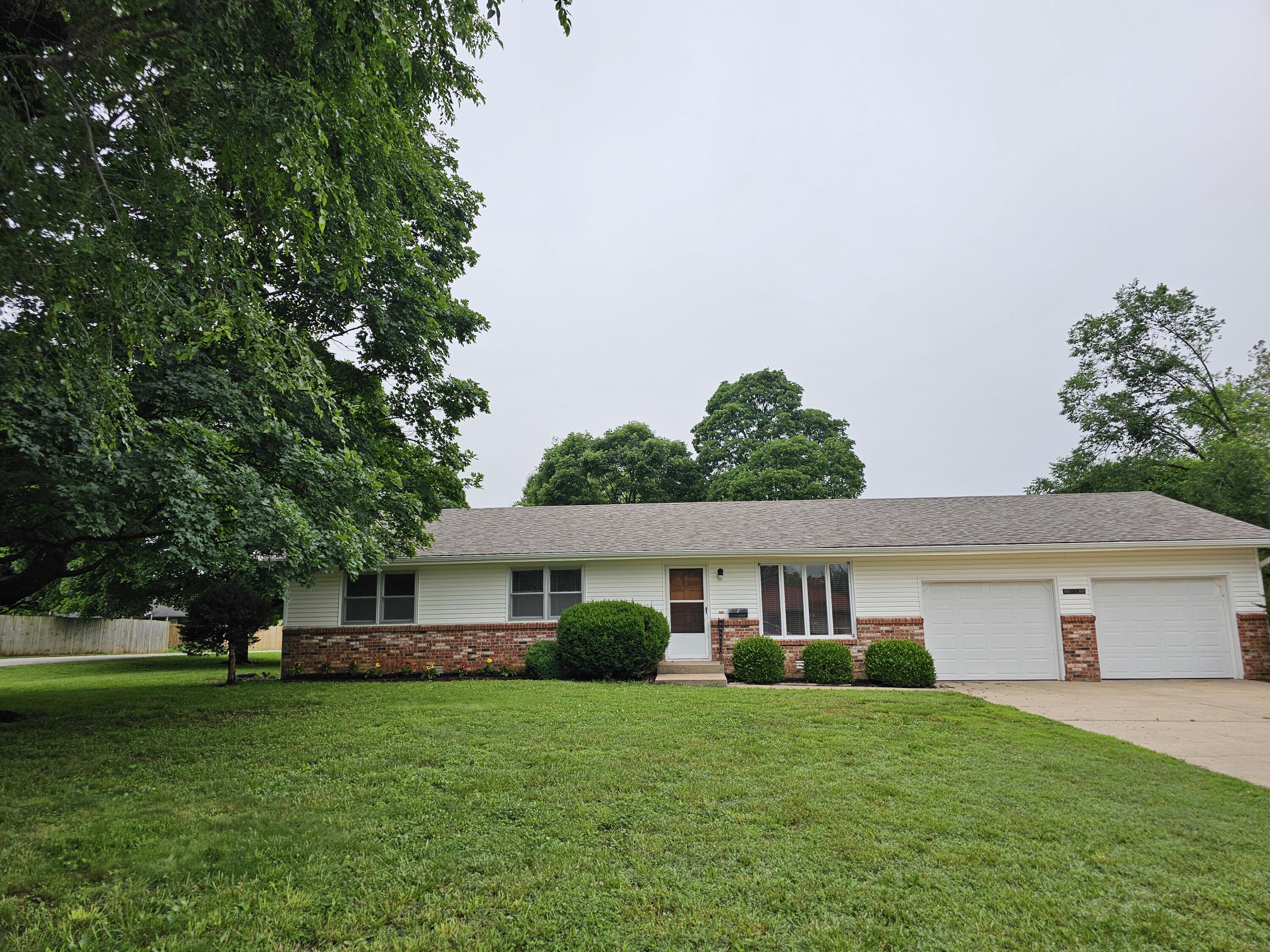 1313 South Madison Avenue Property Photo 1