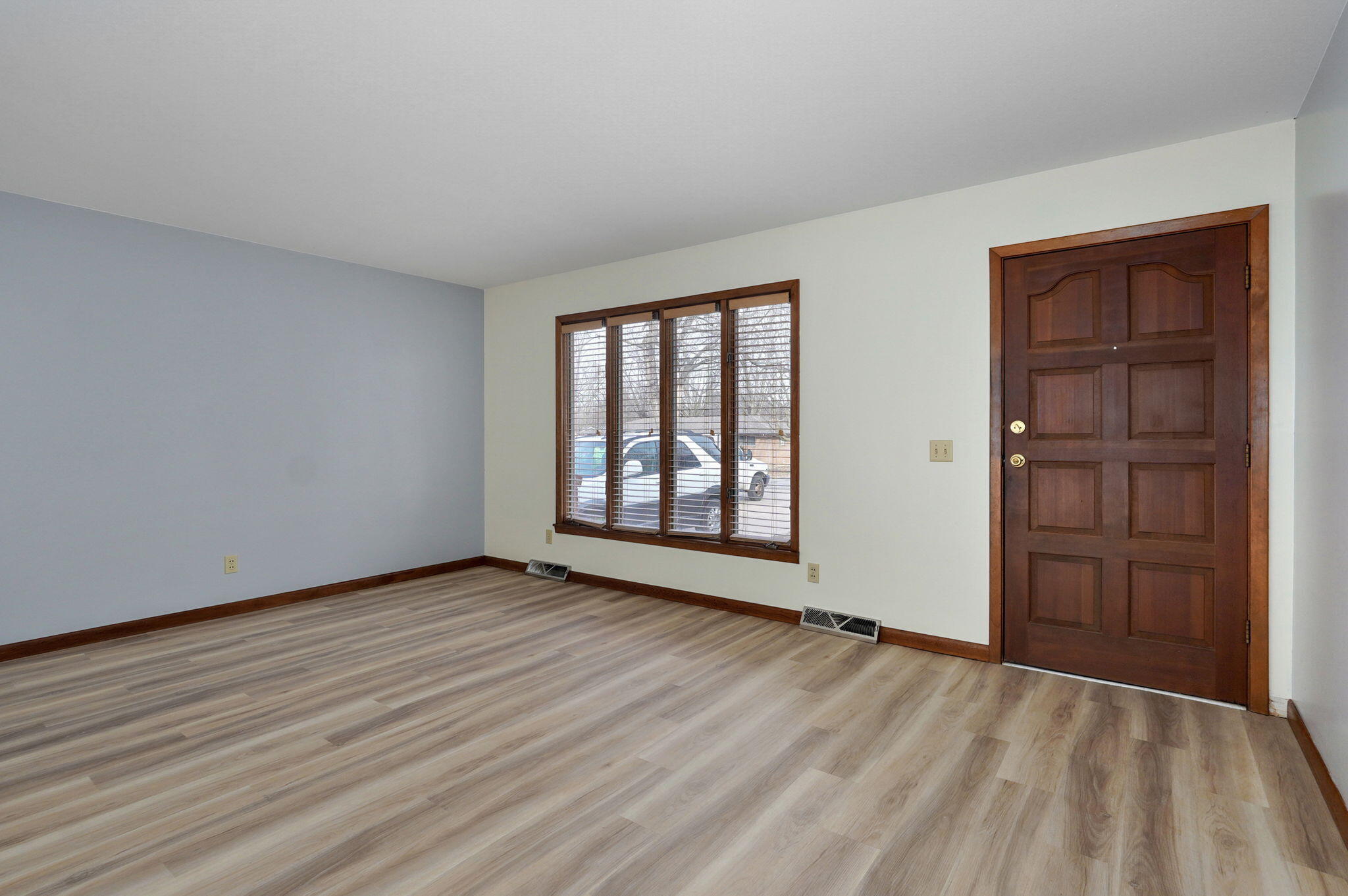1313 South Madison Avenue Property Photo 12