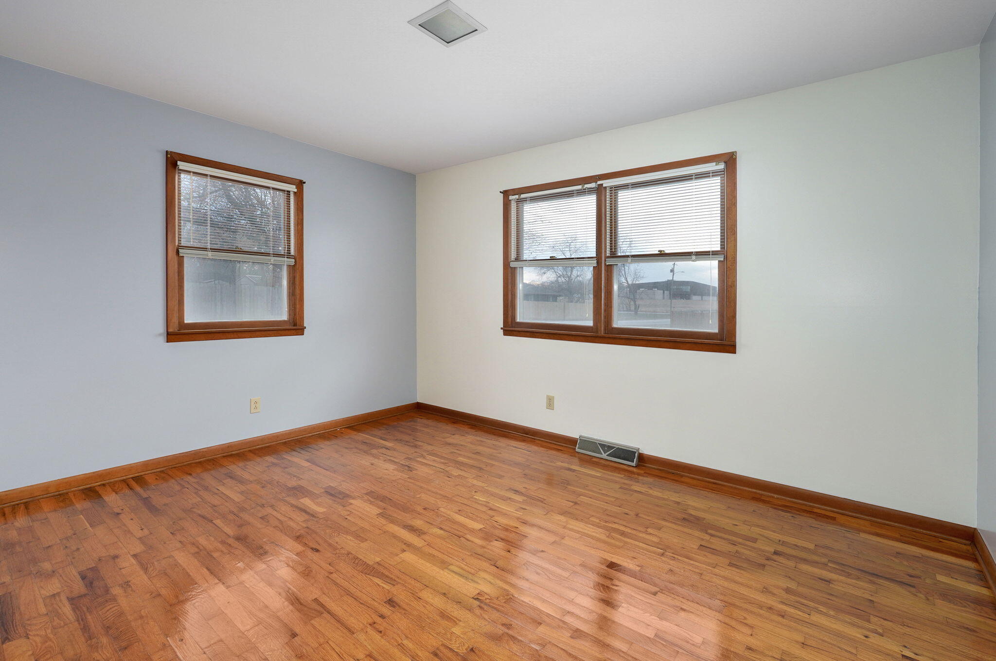 1313 South Madison Avenue Property Photo 18