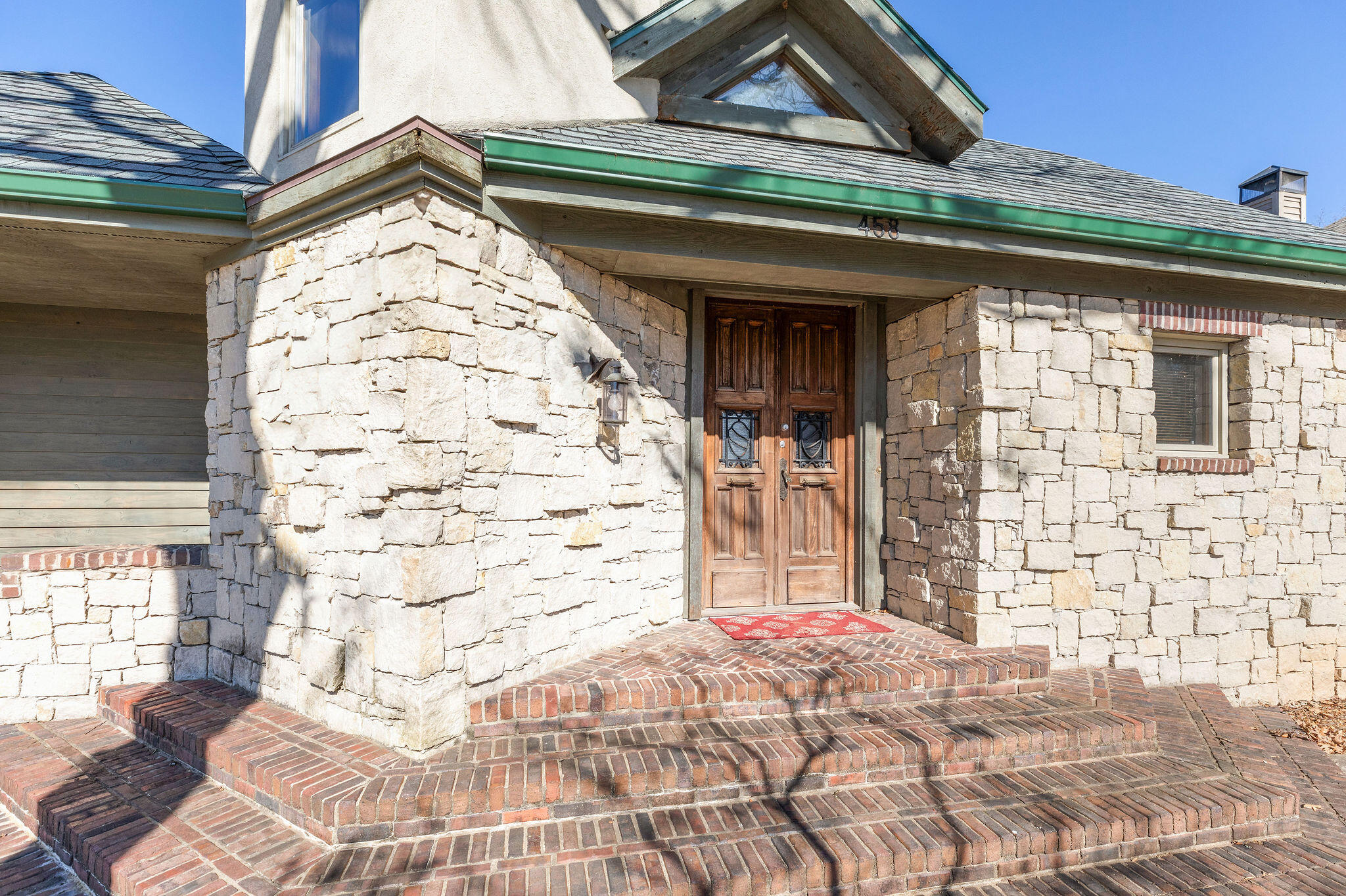 458 Tina Street Property Photo 7