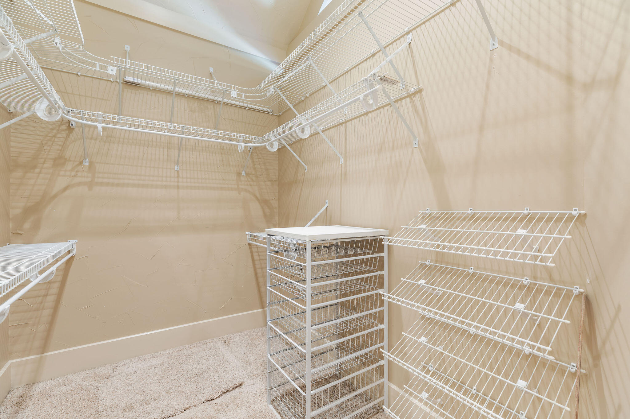 458 Tina Street Property Photo 28