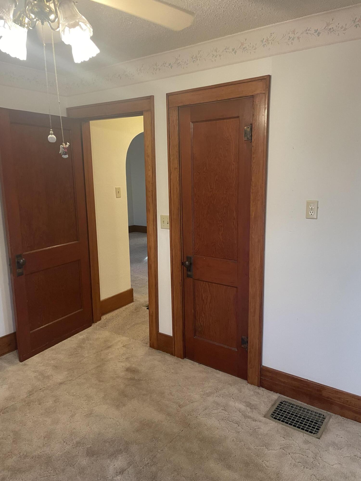 1002 Ozark Avenue Property Photo 18