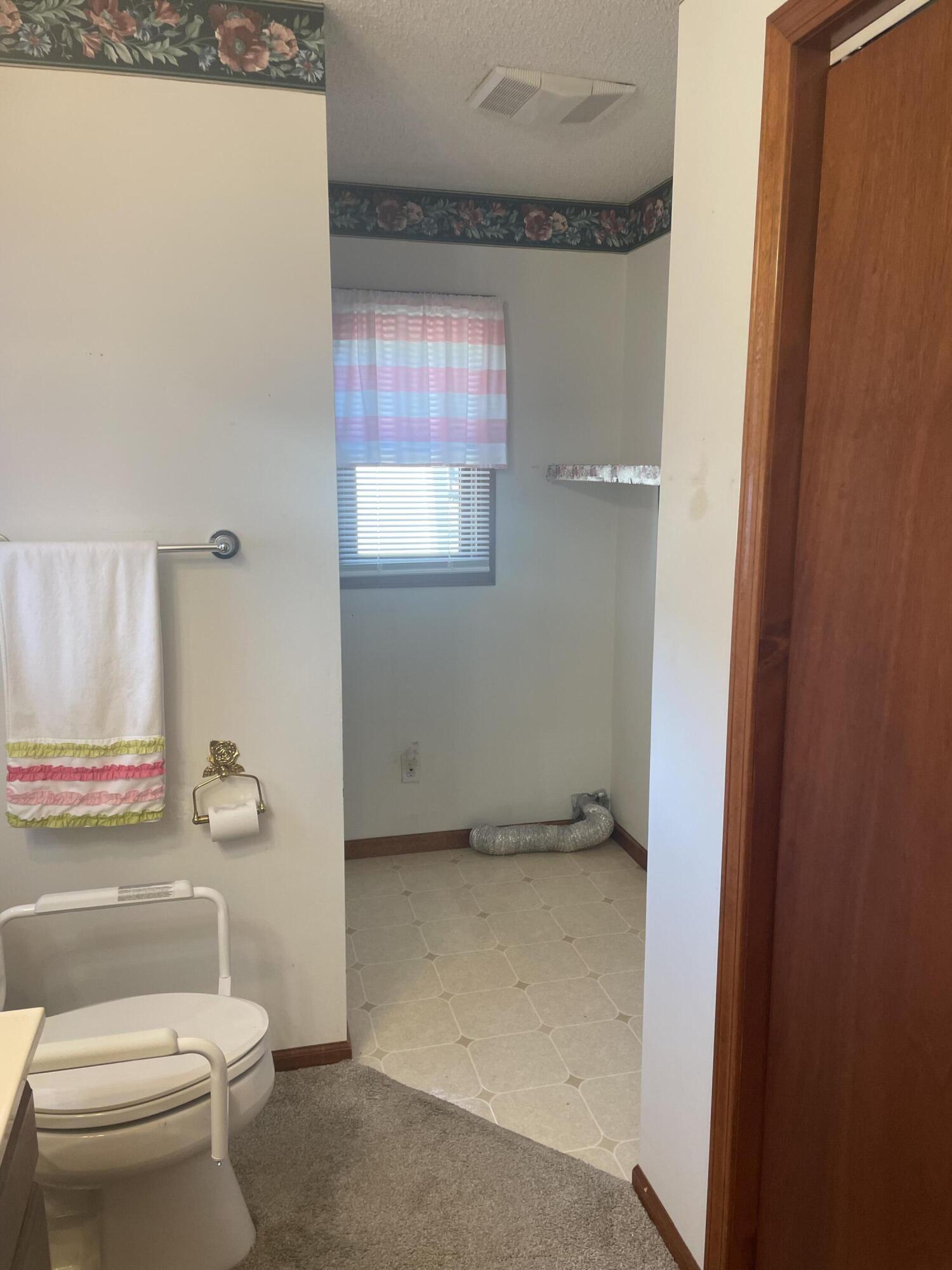 1002 Ozark Avenue Property Photo 24