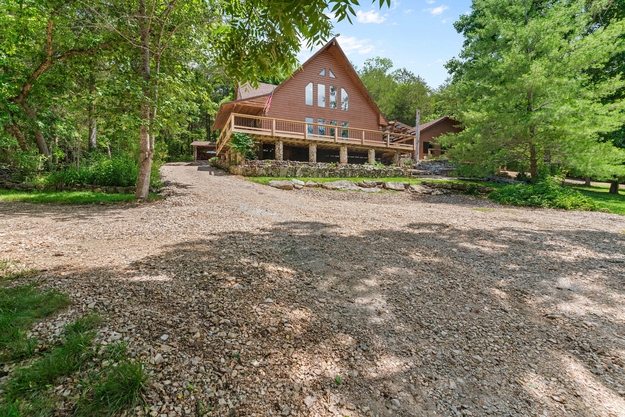 192 John Hollow Drive Property Photo 4