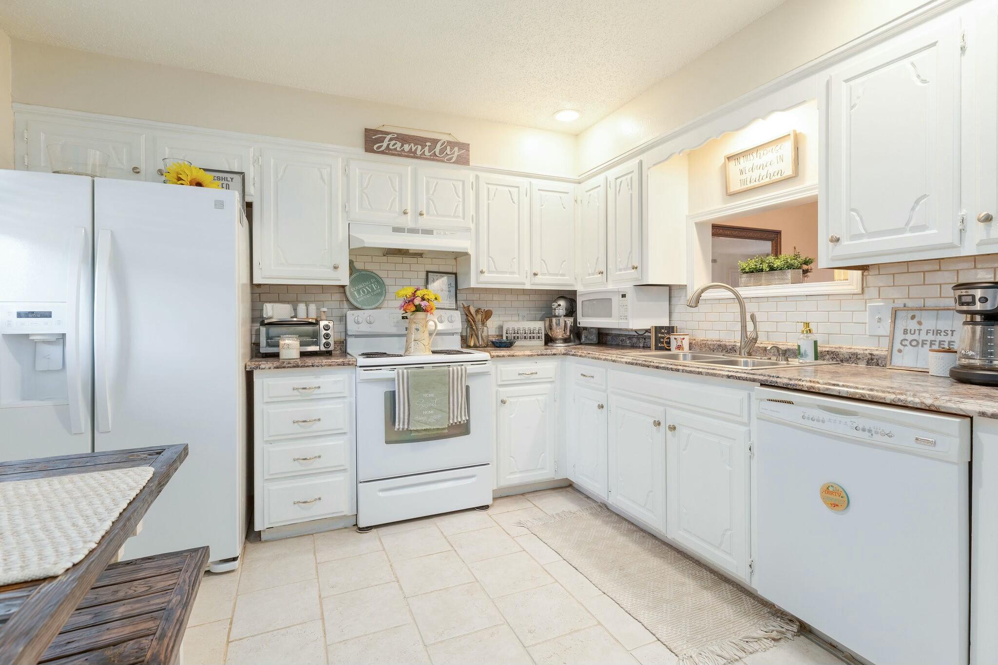 165 Keel Lane Property Photo 12