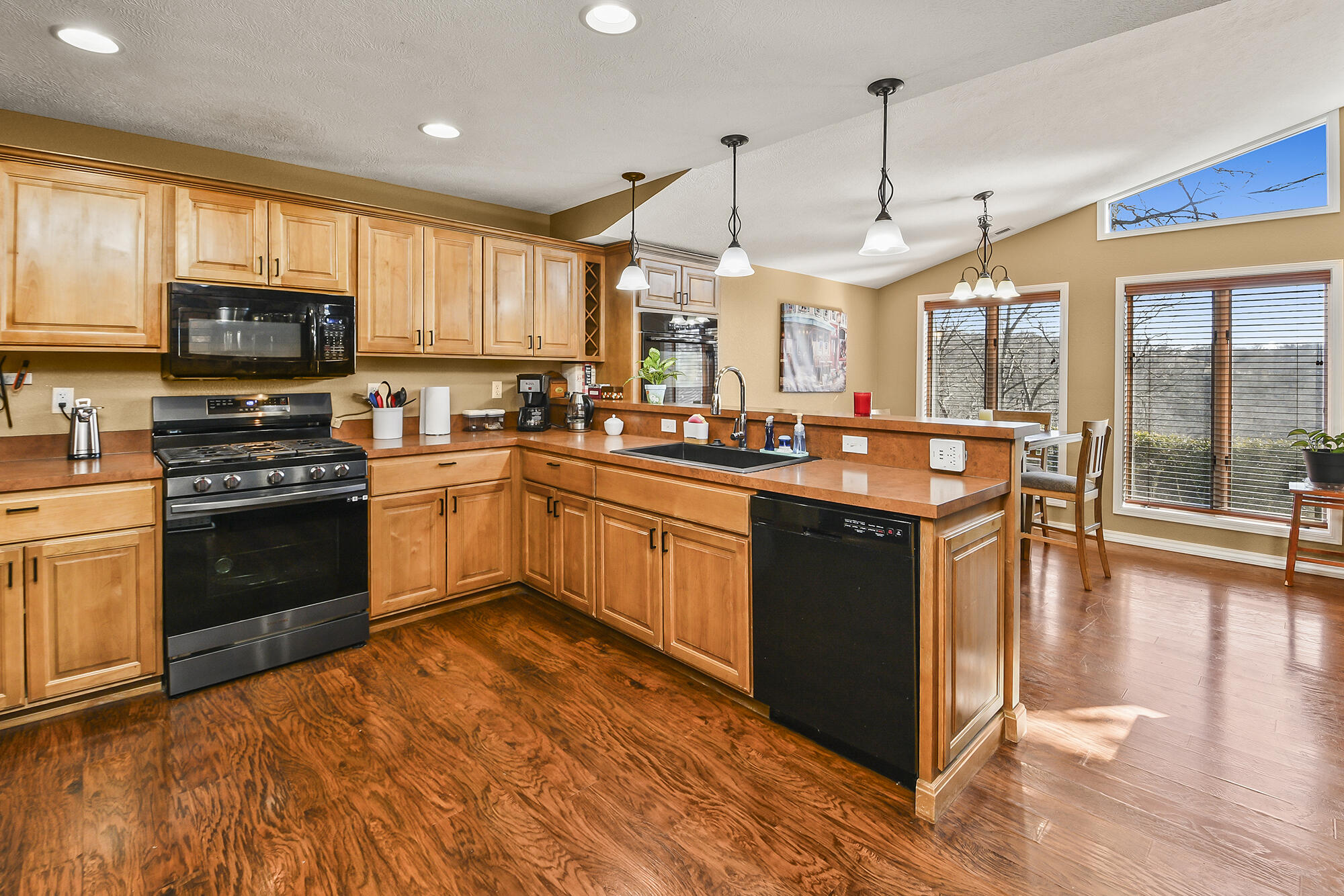 274 Skyline Road Property Photo 18