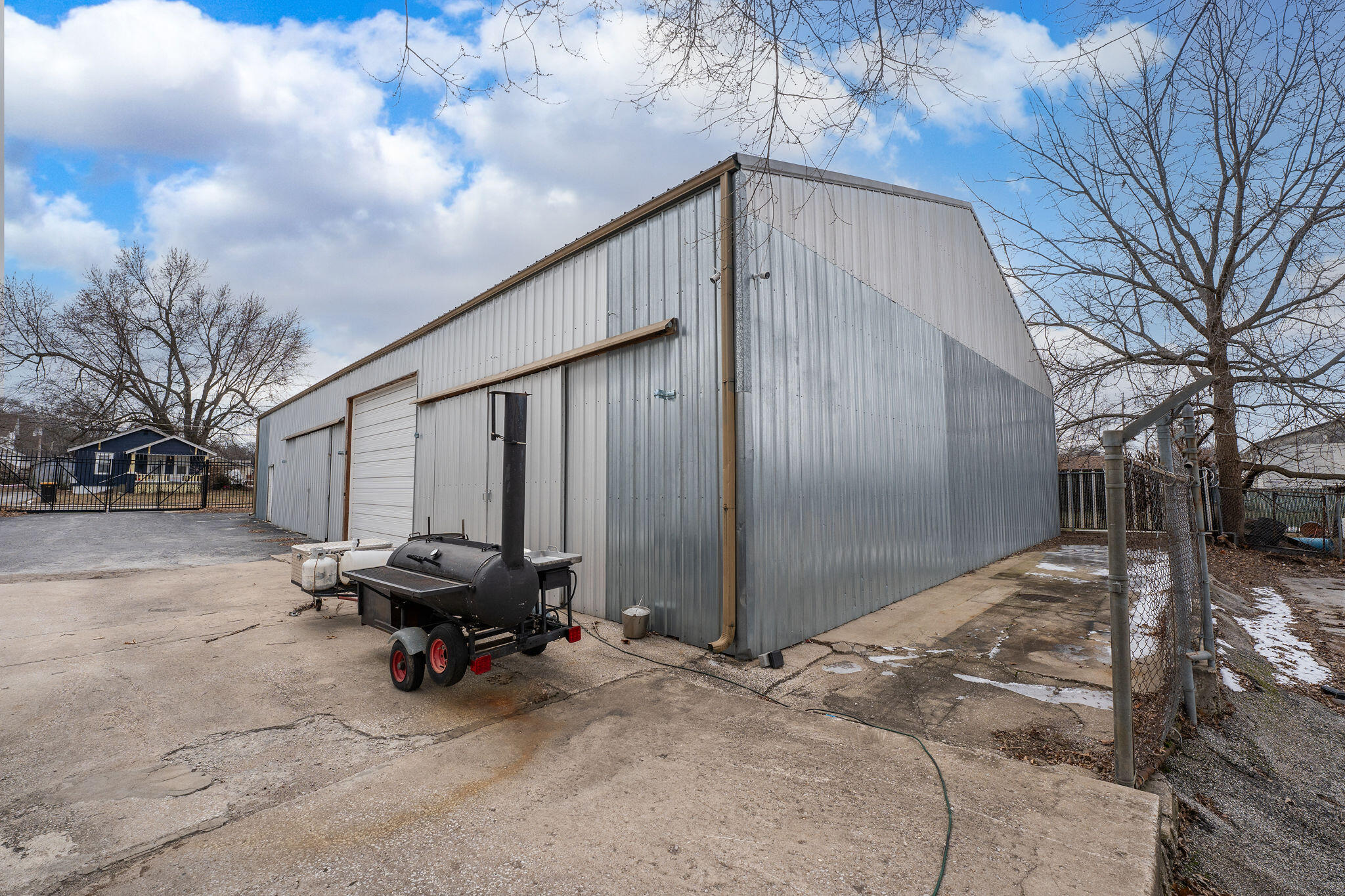 1637 East Olive Street Property Photo 45