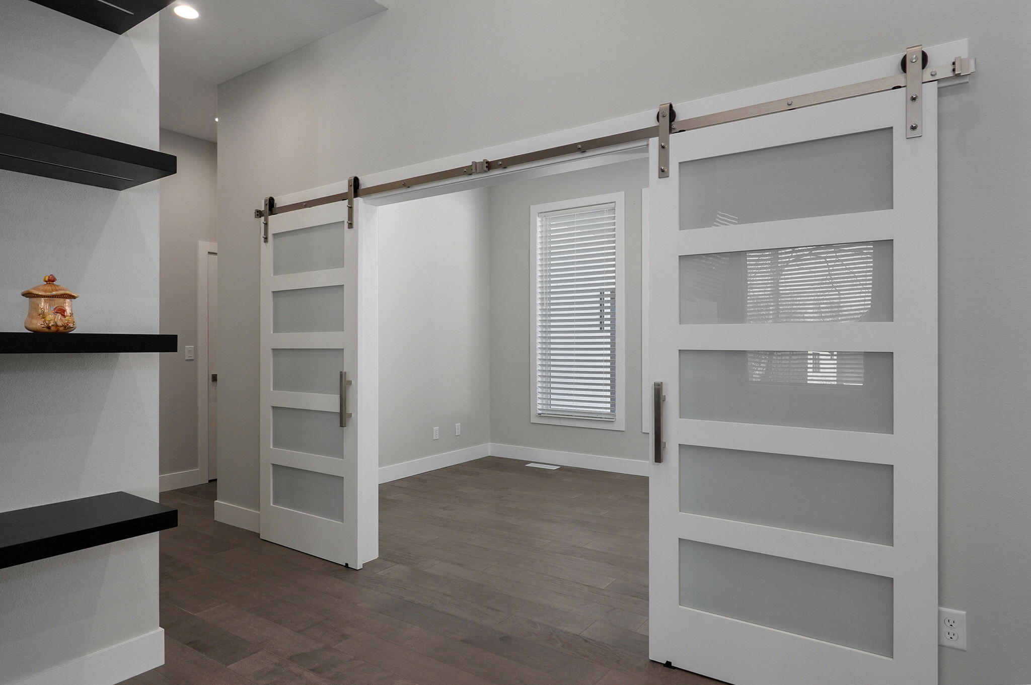 208 North Glengary Drive Property Photo 17